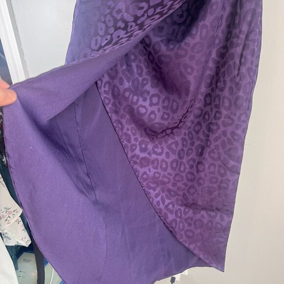 J.O.A Flirting It Up Purple Leopard Print Satin Midi Dress XS Extra Small - Picture 4 of 9